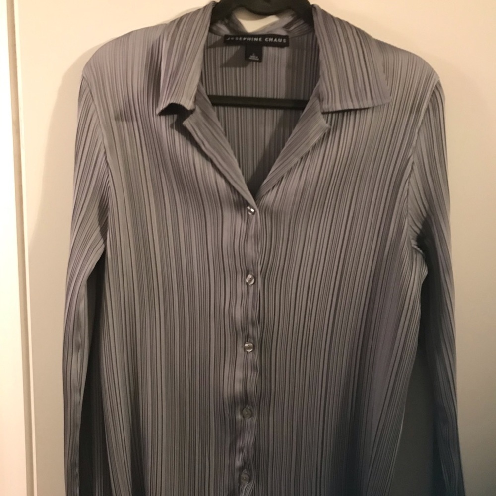 Beautiful steel gray button up blouse